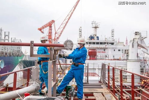 上海船廠春節(jié)假期堅(jiān)守生產(chǎn)一線，日均出勤13800人推動(dòng)造船與技術(shù)轉(zhuǎn)讓新突破